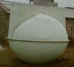 Bể Biogas màu trắng