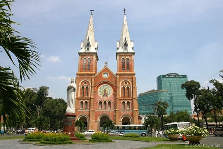 cong_ty_co_phan_ali_thuong_mai_va_dich_vu_vina_holiday_88y7769j.jpg