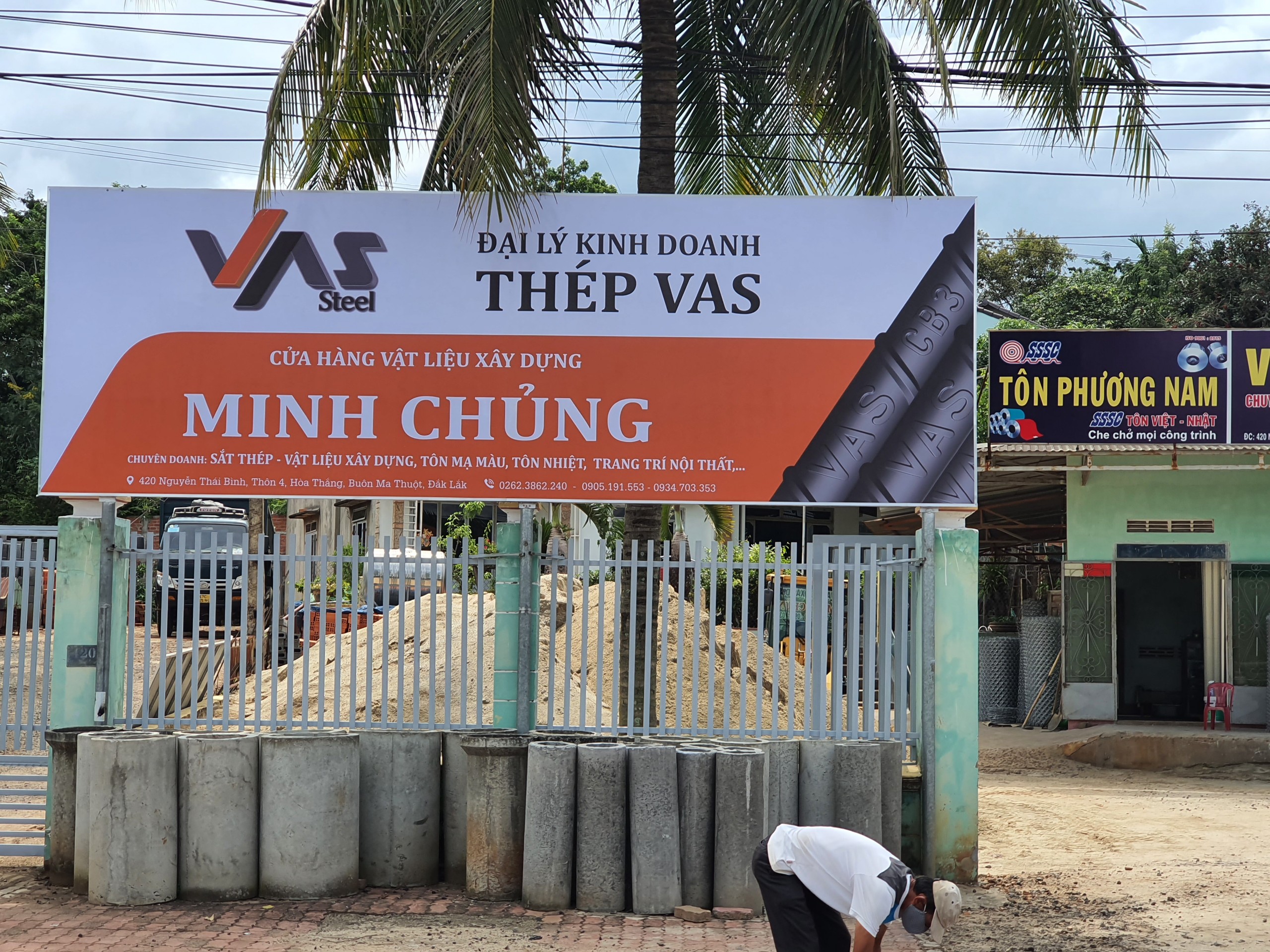 Chuỗi bảng hiệu – Thép Việt Mỹ