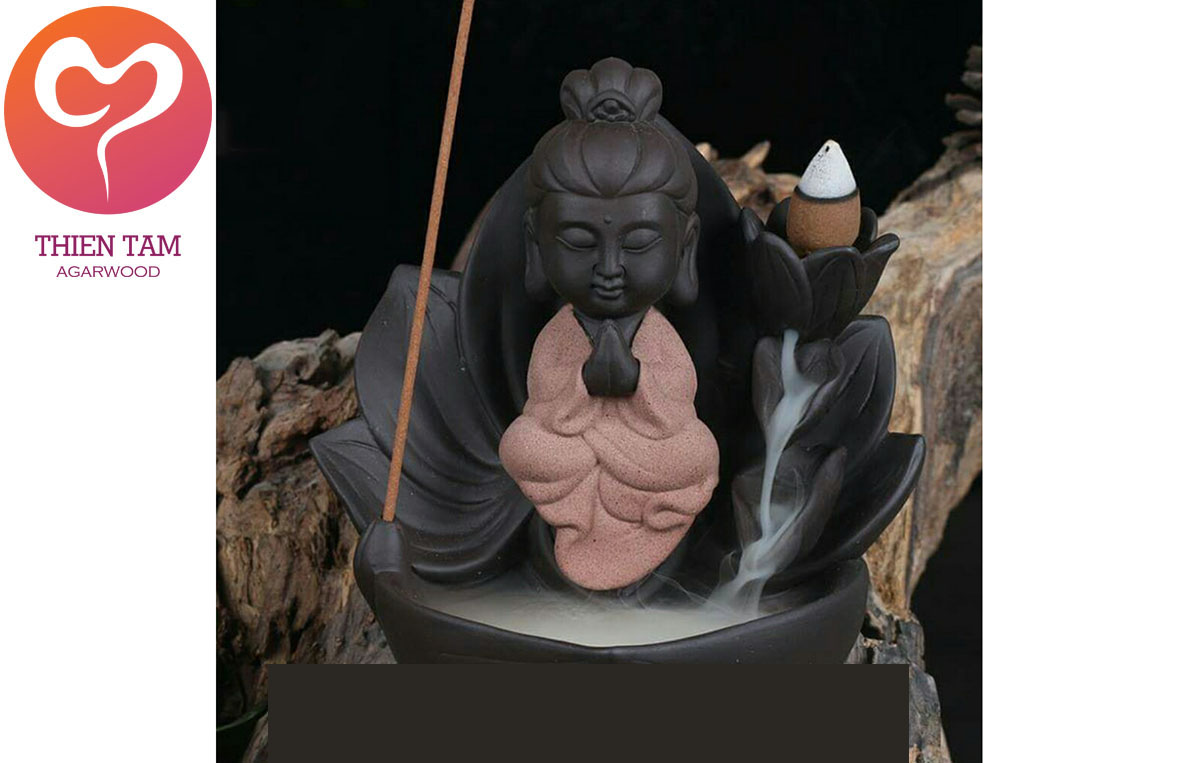 Phật Bà Tọa Đài Sen