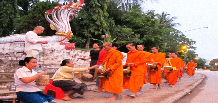 cong_ty_tnhh_dich_vu_du_lich_huyen_thoai_viet_243cy73N.jpg