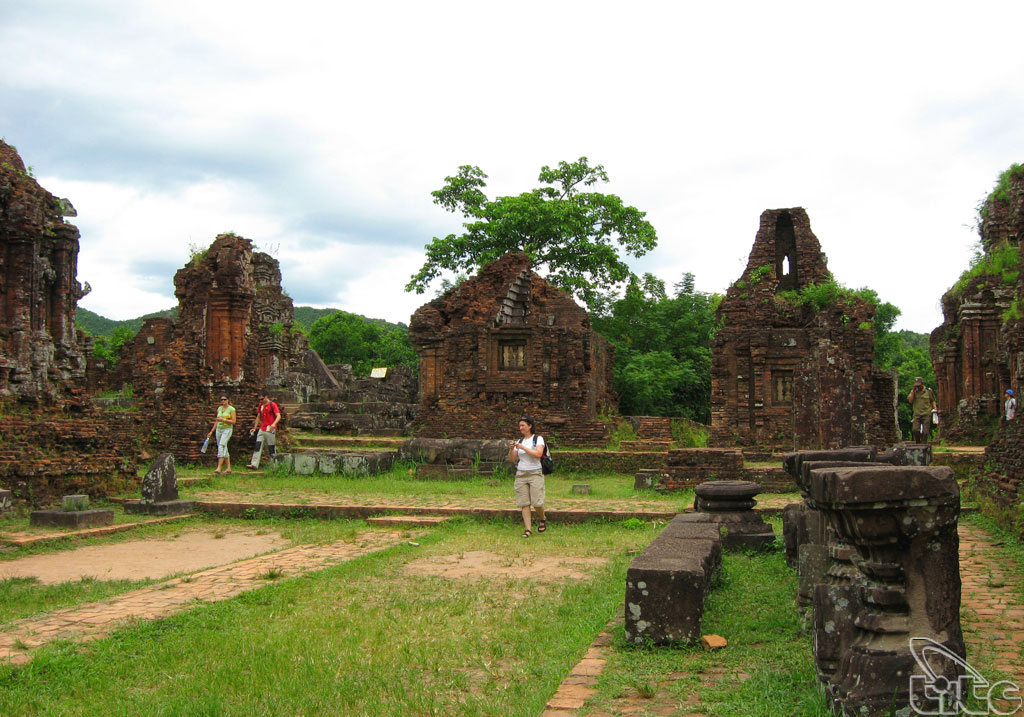 cong_ty_tnhh_du_lich_ngu_hanh_son_565gi9NX.jpg