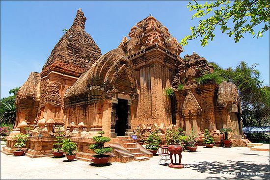 cong_ty_tnhh_mtv_dich_vu_du_lich_viet_asia_36F4069W.jpg
