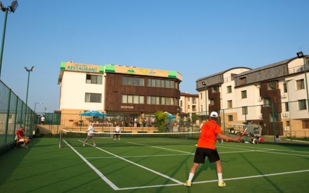 Cỏ nhân tạo sân Tennis
