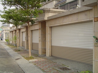 cua-cuon-72339.jpg