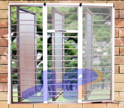 cua-luoi-tu-cuon-3-canh-keo-doc-155619.jpg