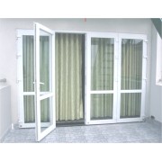 cua-nhua-rehau-90559.jpg