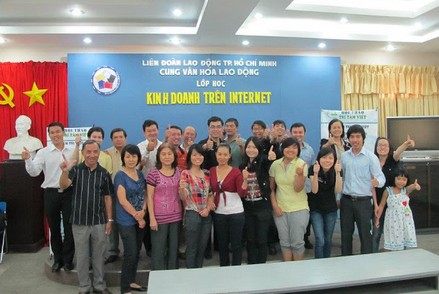 dao-tao-kinh-doanh-tren-internet-98192.jpg