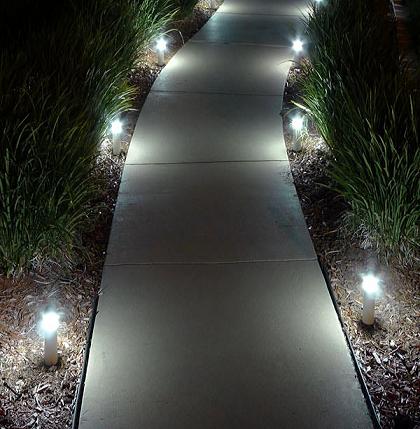 Đèn LED sân vườn