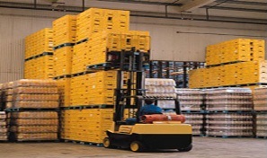 dich-vu-boc-xep-hang-hoa-bang-xe-nang-142619.jpg