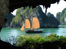 du-lich-ha-long-108104.jpg