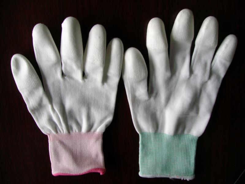Găng tay chống tích điện