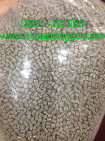 hat-nhua-abs-xam-70524.jpg