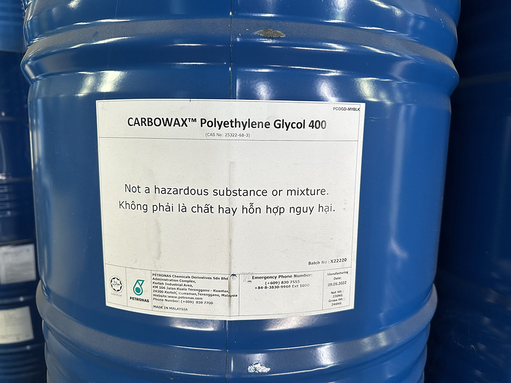 Polyethylene Glycol (PEG400)