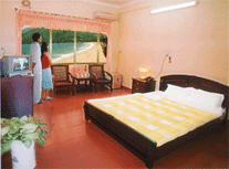 khach-san-gan-bien-quy-nhon-121231.jpg