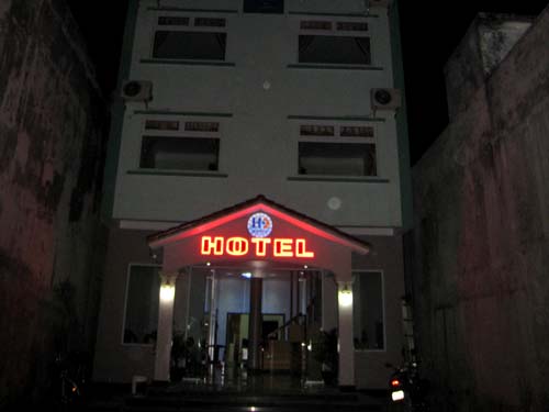 khach-san-hai-duong-van-don-114011.jpg