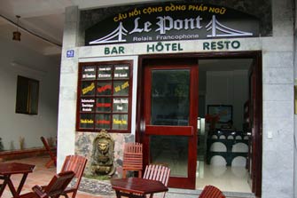 Khách sạn Lepont tại Cát Bà