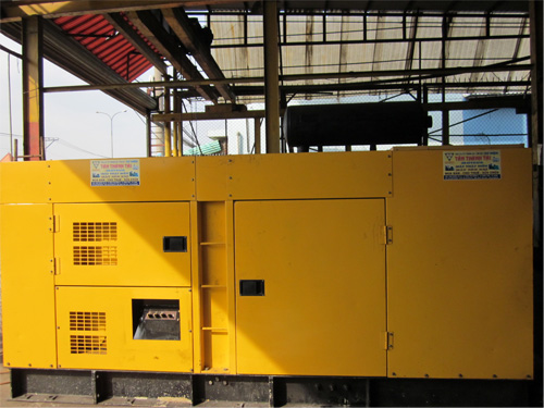 may-phat-dien-komatsu-64280.jpg