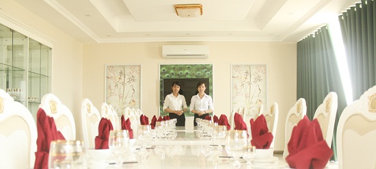 nha-hang-161839.jpg
