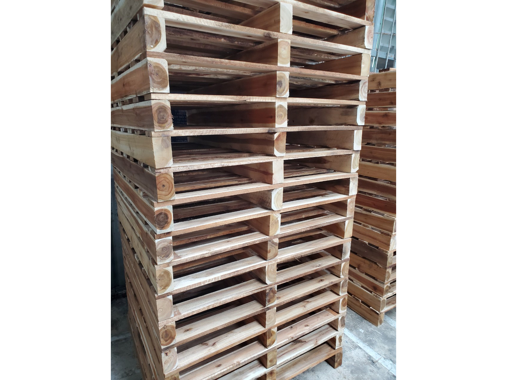 Pallet gỗ chất lượng