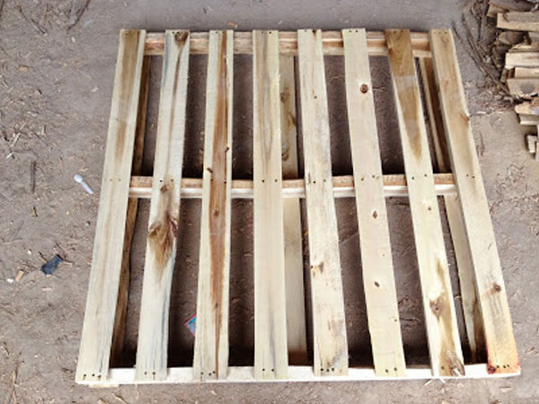 pallet_viet_truong_hai_cong_ty_tnhh_san_xuat_thuong_mai_dich_vu_viet_truong_hai_19K61961.jpg