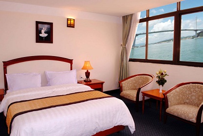 phong-suite-114058.jpg
