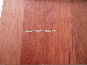 Sàn gỗ hương tự nhiên