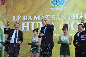 to-chuc-le-ra-mat-san-pham-dich-vu-104985.jpg