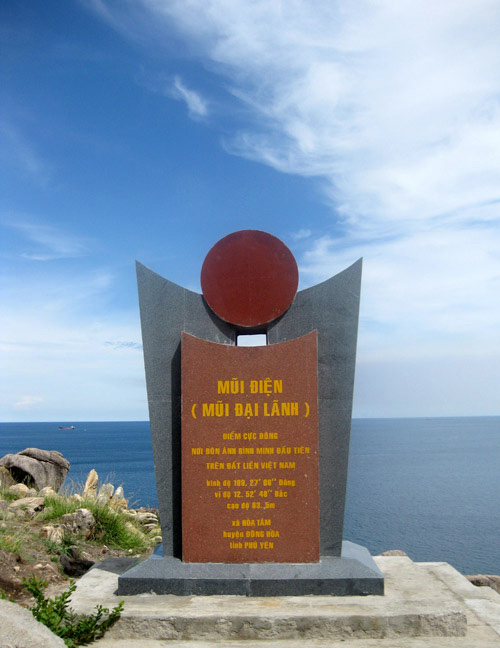 tour-kham-pha-cuc-dong-to-quoc-133228.jpg