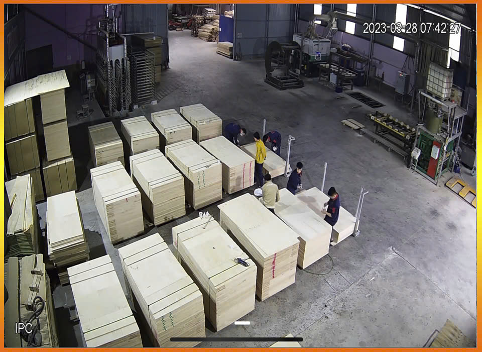 van_go_ep_phuc_lam_plywood_phuc_lam_11lt32CA.jpg