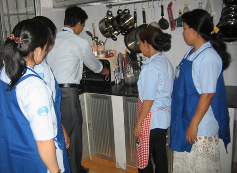 ve-sinh-dinh-ky-156638.jpg