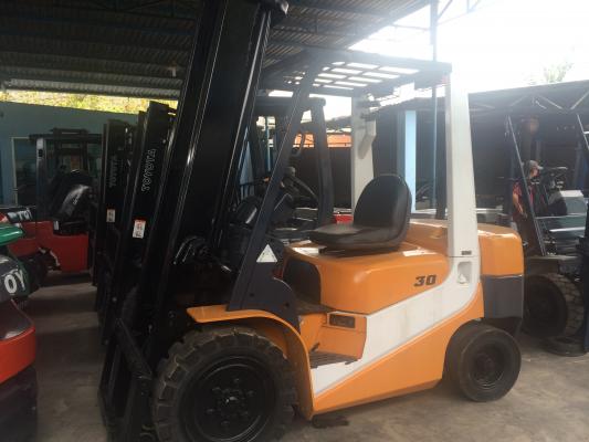 xe-nang-tcm-74778.jpg